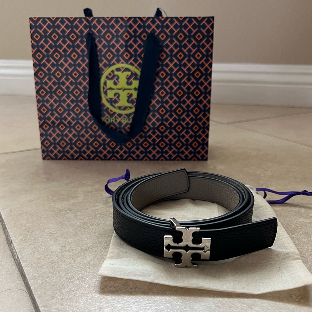 Tory Burch Eleanor Reversible Belt in Black/Silver Size L/XL